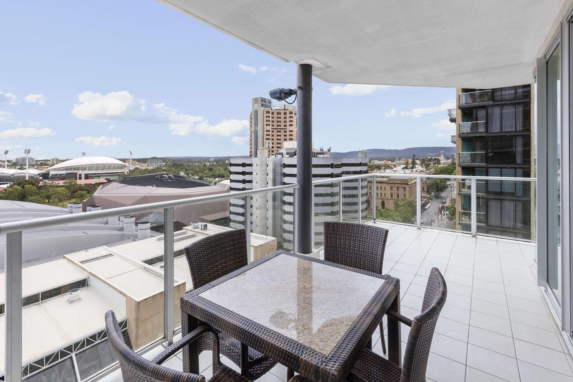 Oaks Adelaide Embassy Suites Exteriör bild