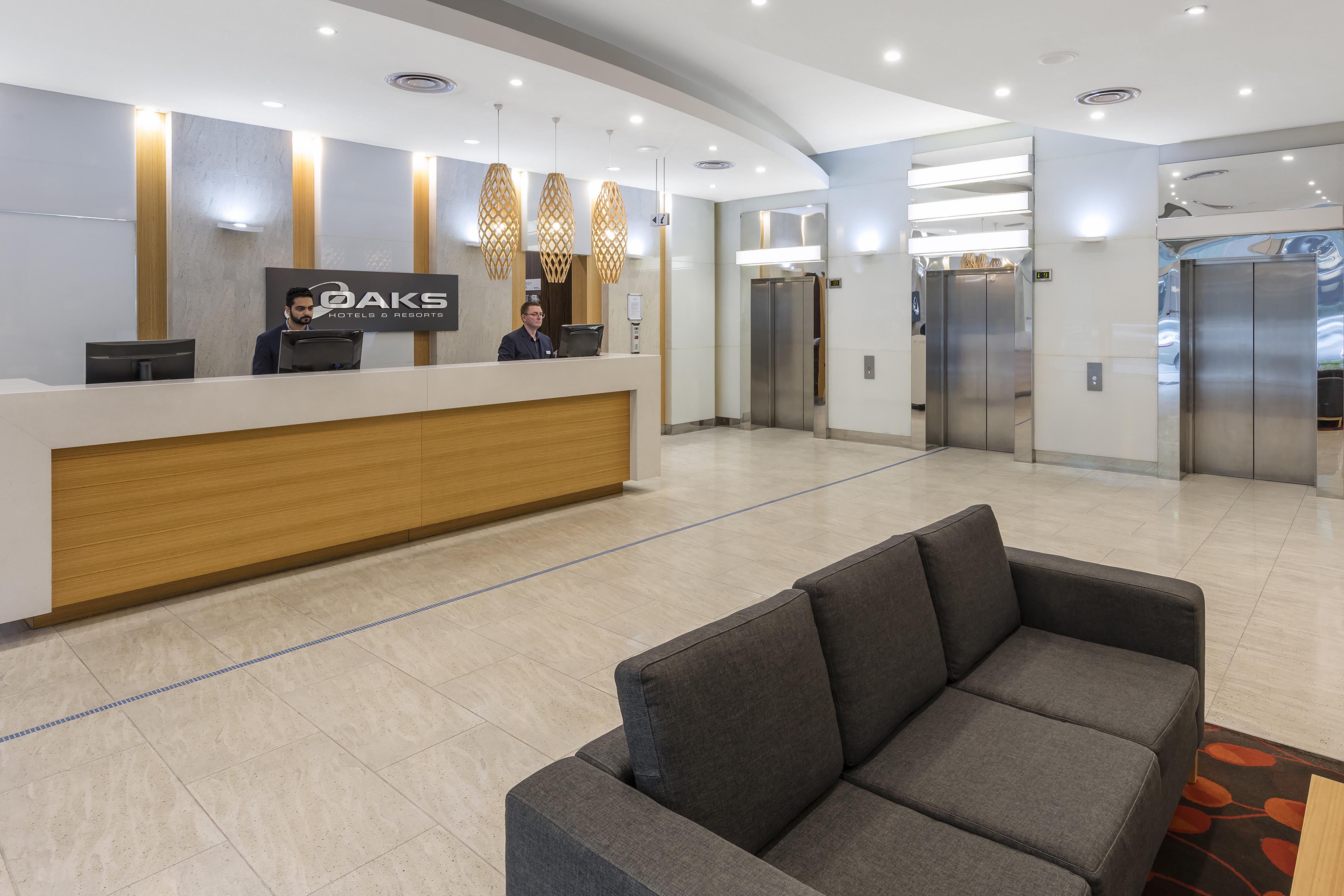 Oaks Adelaide Embassy Suites Exteriör bild