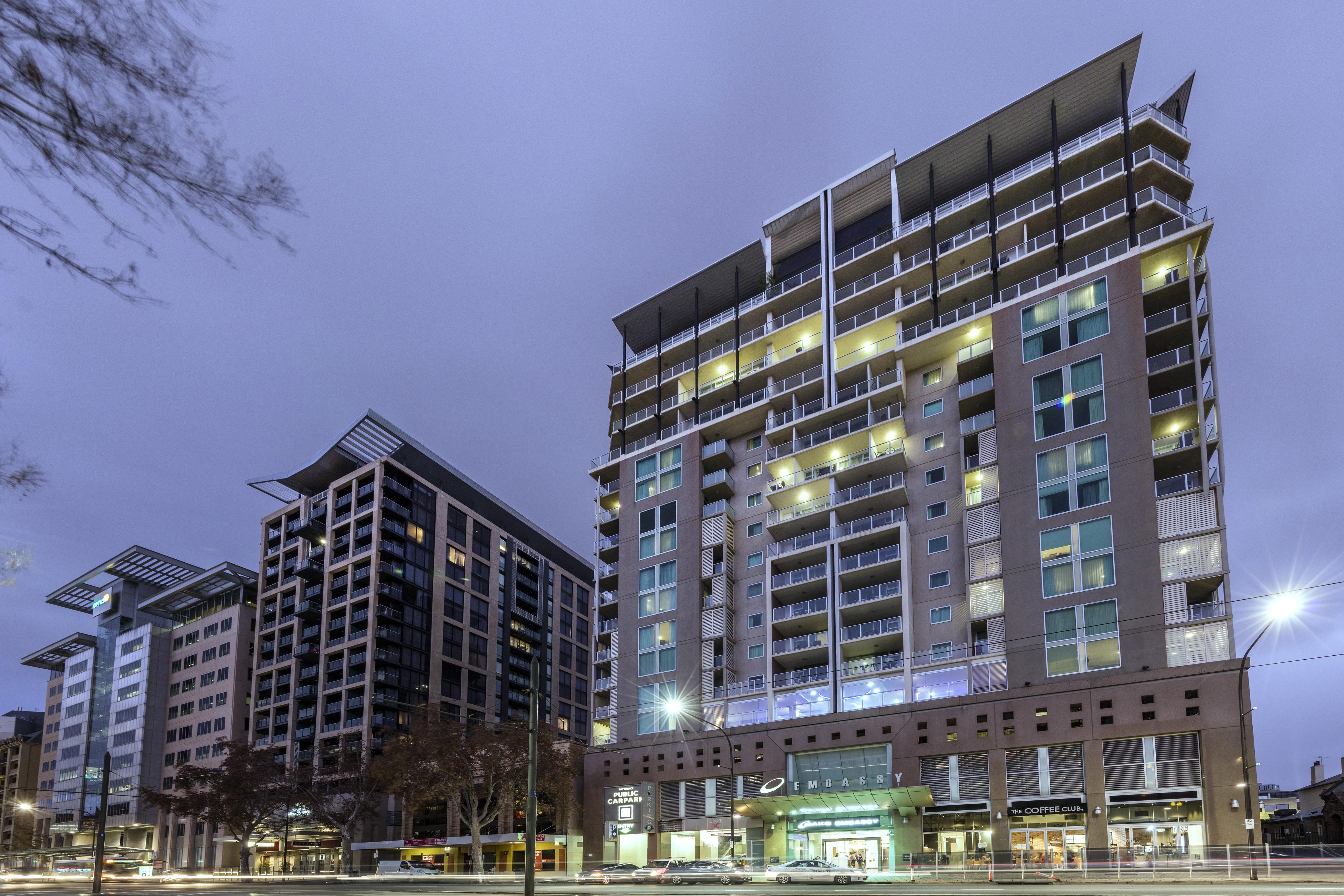 Oaks Adelaide Embassy Suites Exteriör bild